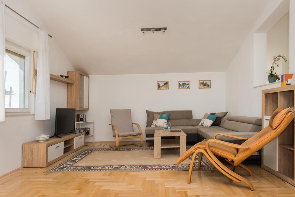 Apartments Rose Kaštela Esterno foto